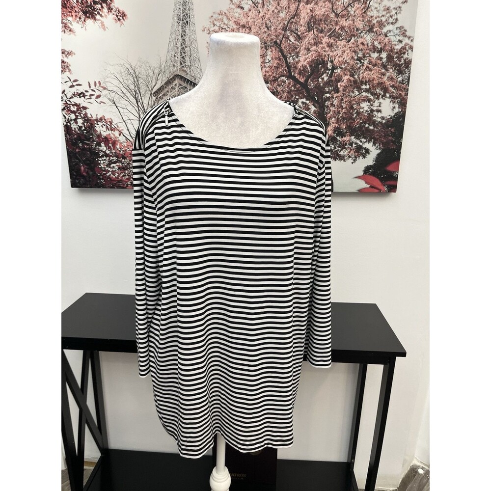 Chico’s Women’s Top Blouse Size 3 ( XL ) Round Neck 3/4 Sleeve stripes Pullover